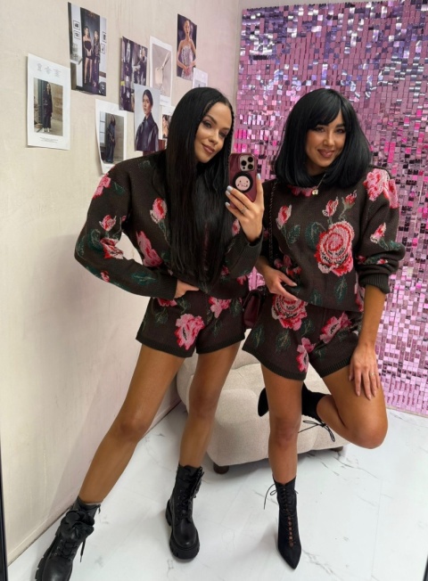 Komplet sweterkowy Rose