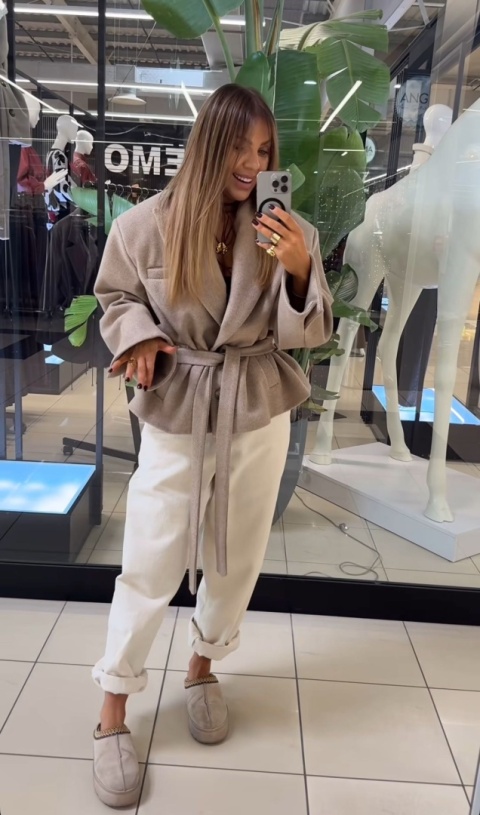 Krótki płaszcz Milano Latte